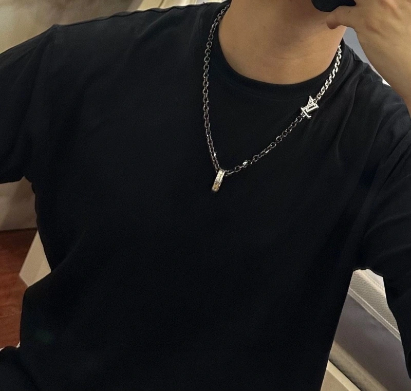 Versatile LX Necklaces 310555