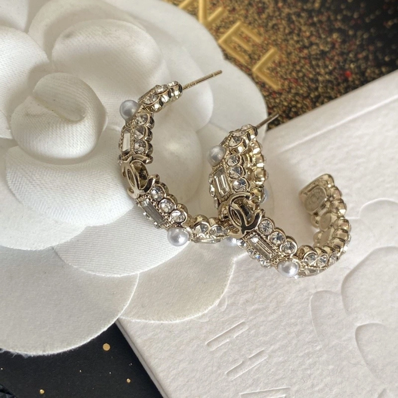 Flexible Chxnxl Earrings 288614