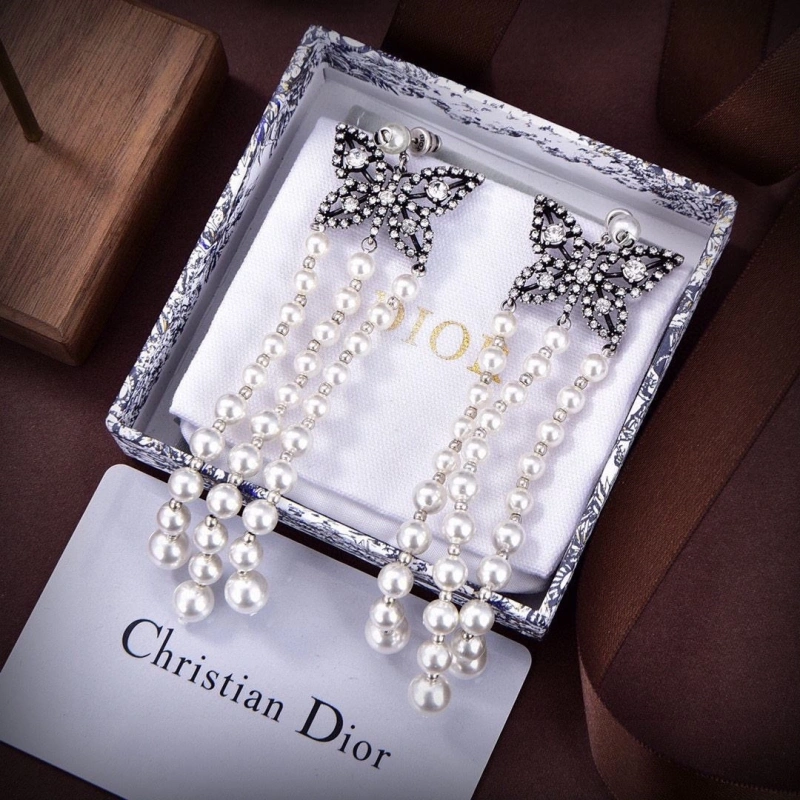 Christian Dxxr Earrings ModernLook 294797