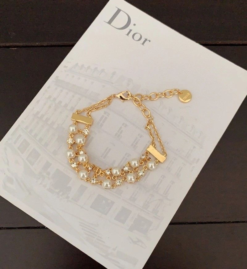 Christian Dxxr Necklaces Comfortable 294683
