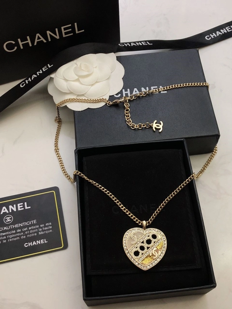 Comfortable Chxnxl Necklaces 288084