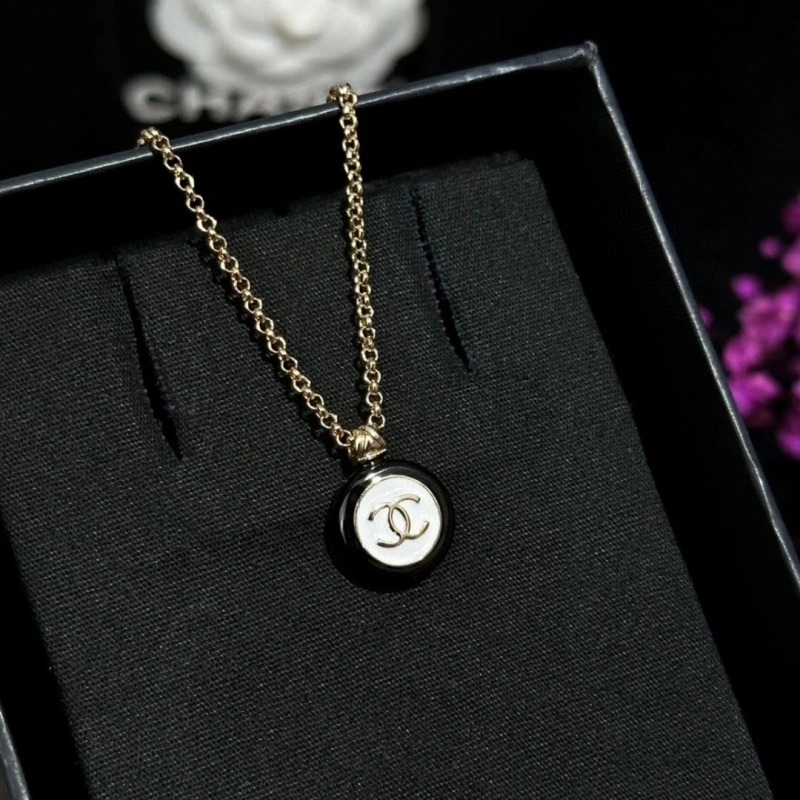 Practical Chxnxl Necklaces 288064