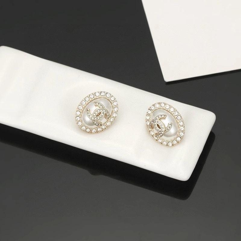 Breathable Chxnxl Earrings 288593