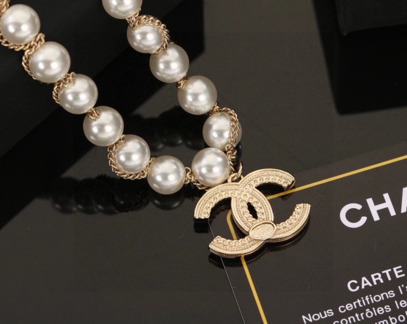 Versatile Chxnxl Necklaces 288059