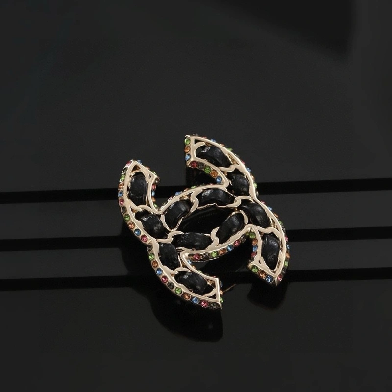 UrbanStyle Chxnxl Brooches 289231