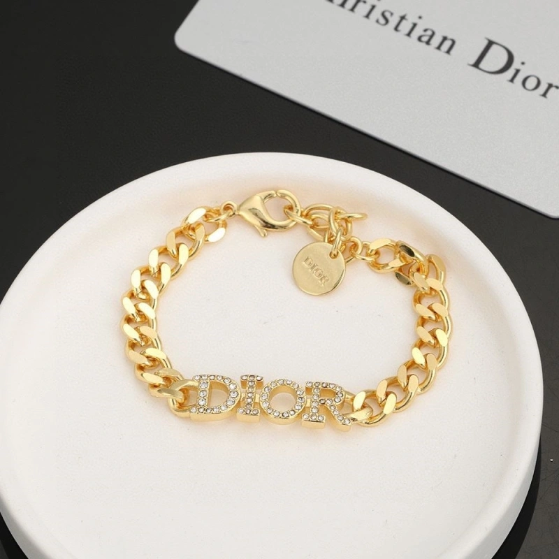 Soft Christian Dxxr Necklaces 294684