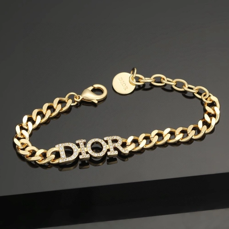 Soft Christian Dxxr Necklaces 294684