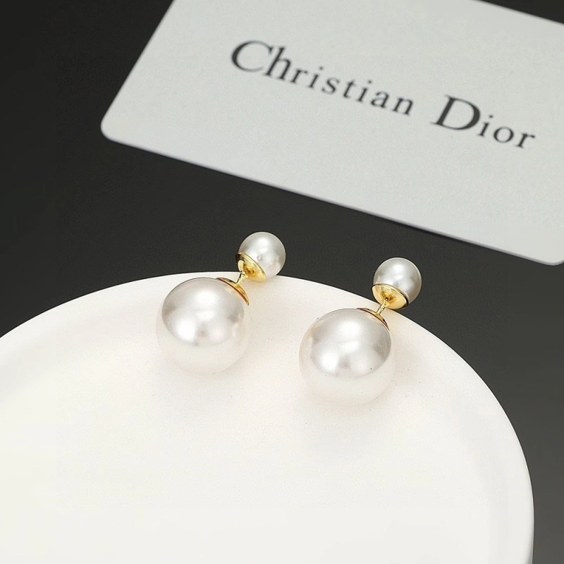 Christian Dxxr Earrings Flexible 293650