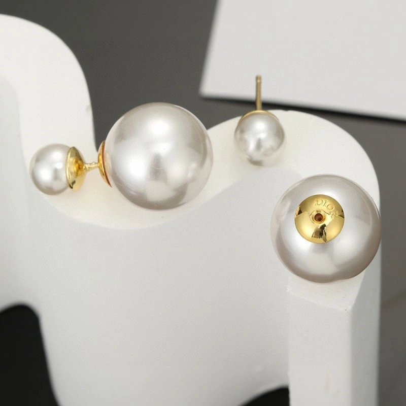 Christian Dxxr Earrings Flexible 293650