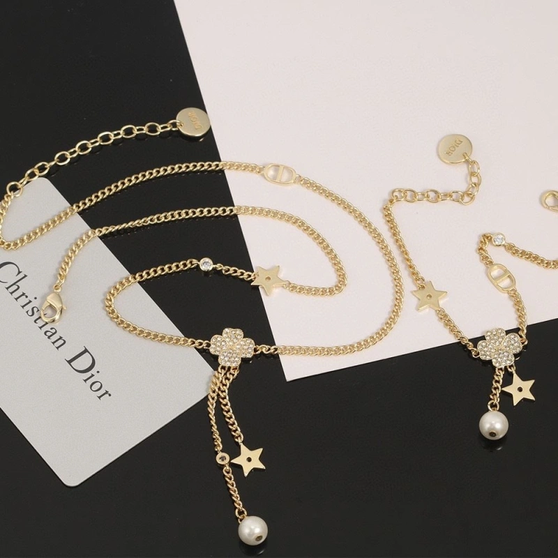 UrbanStyle Christian Dxxr Necklaces 294678