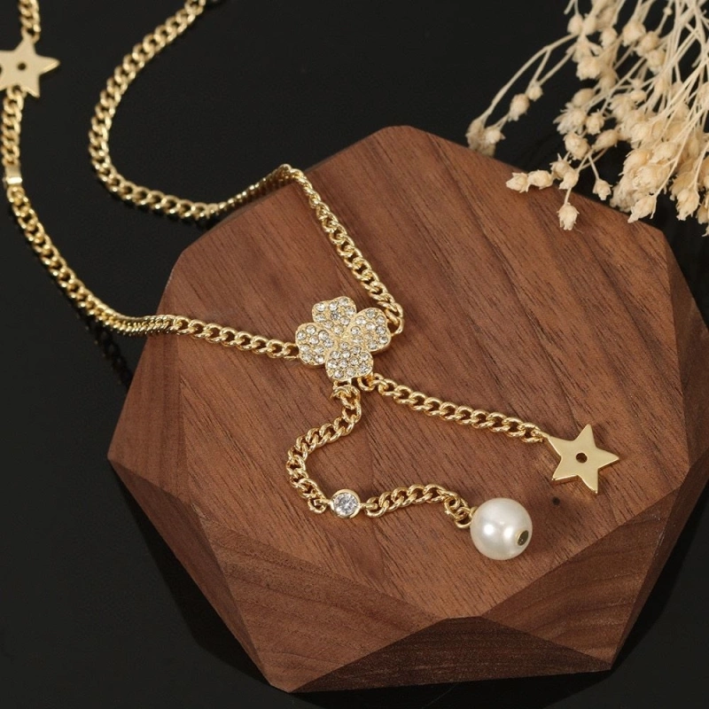 UrbanStyle Christian Dxxr Necklaces 294678