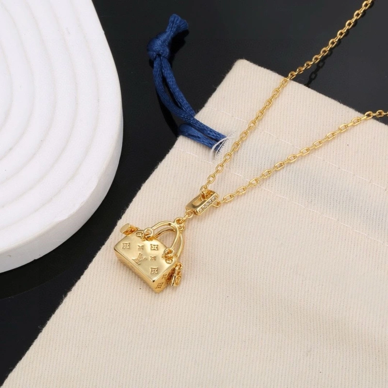 Classic LX Necklaces 310550
