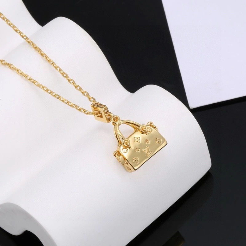 Classic LX Necklaces 310550
