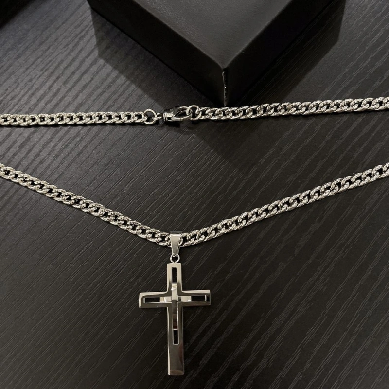 Chrxmx Hxxrts Necklaces EyeCatching 299380