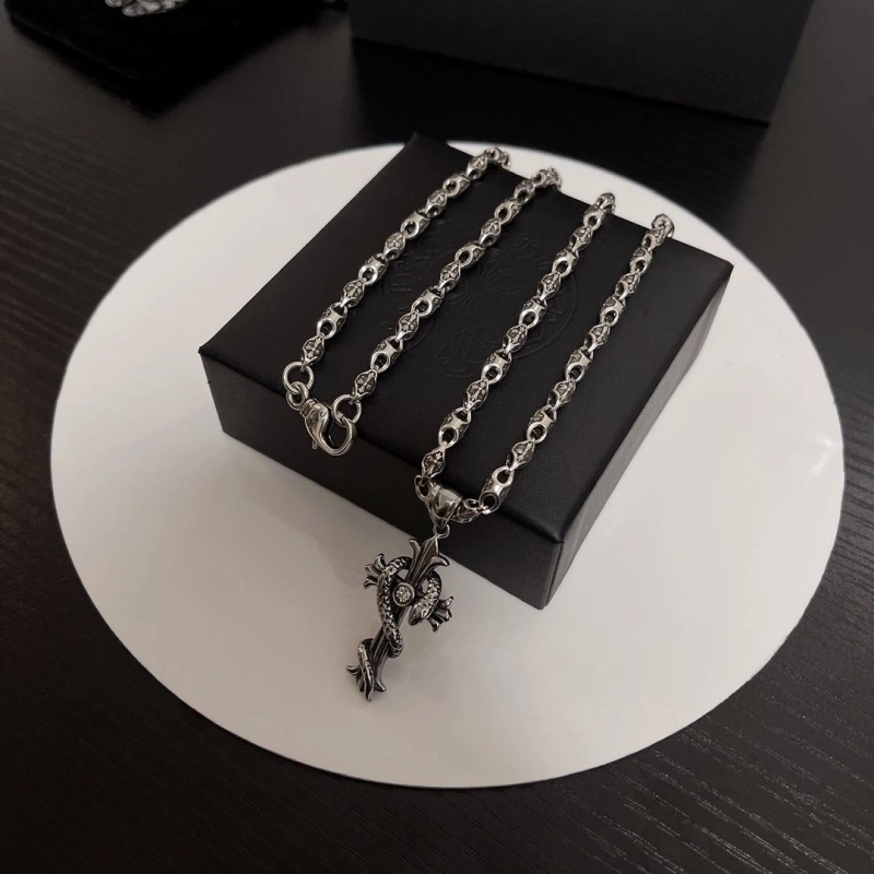 Bold Chrxmx Hxxrts Necklaces 299381