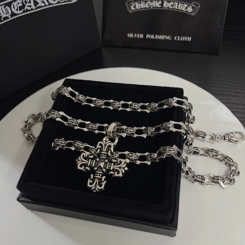 Chrxmx Hxxrts Necklaces Durable 299378