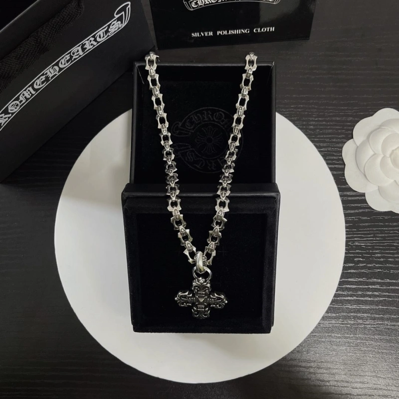 Chrxmx Hxxrts Necklaces Durable 299378