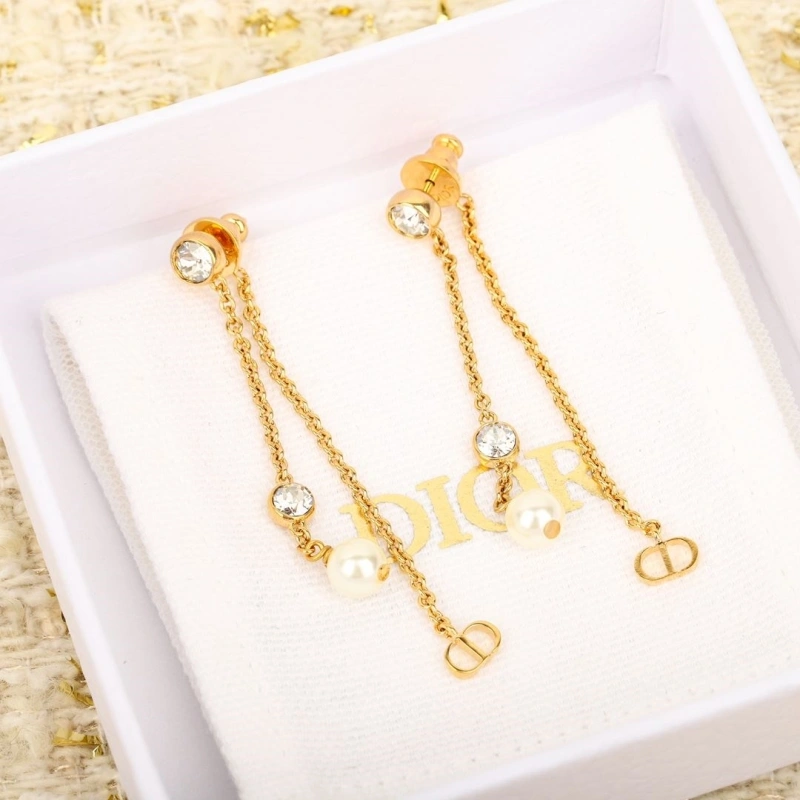 Christian Dxxr Earrings Fashionable 294794