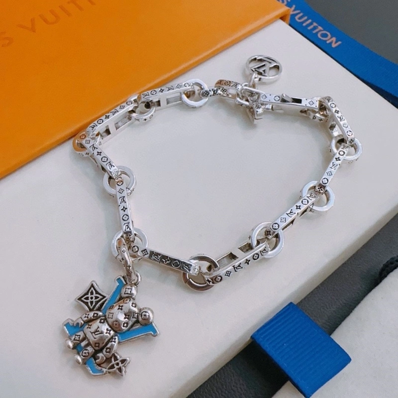 Versatile LX Necklaces 310521