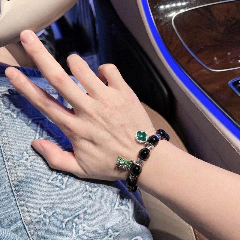 Refined LX Bracelets 311101