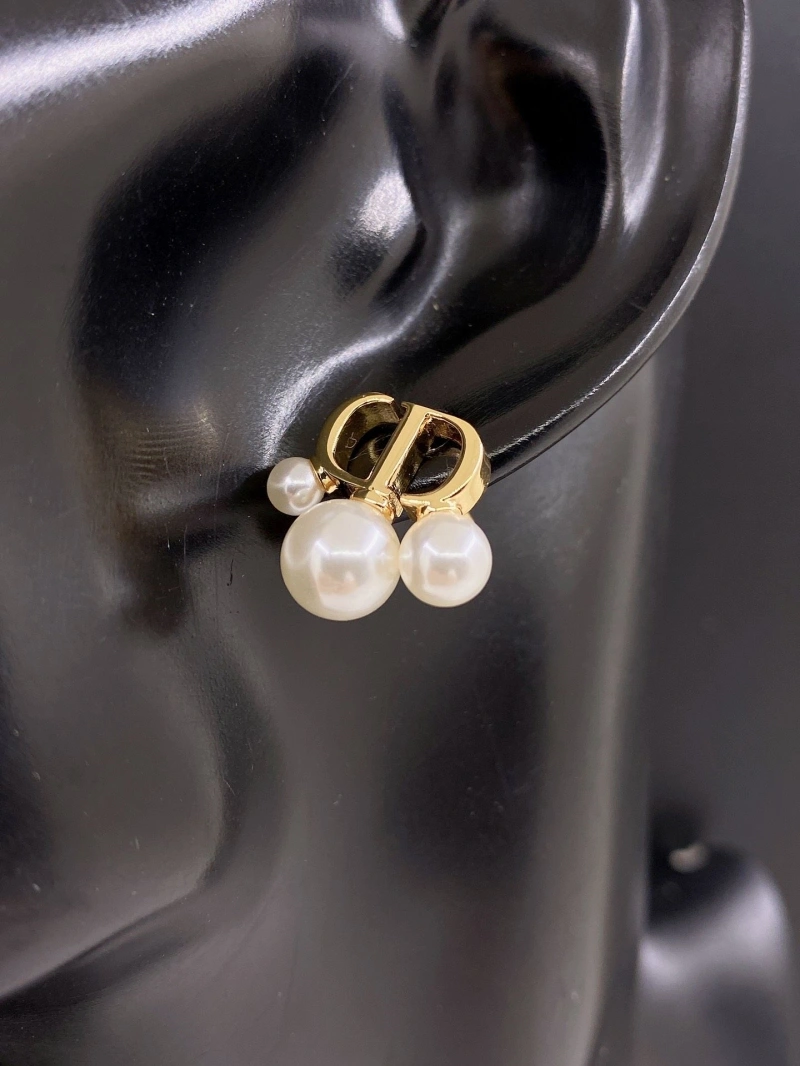 Christian Dxxr Earrings Fashionable 294793