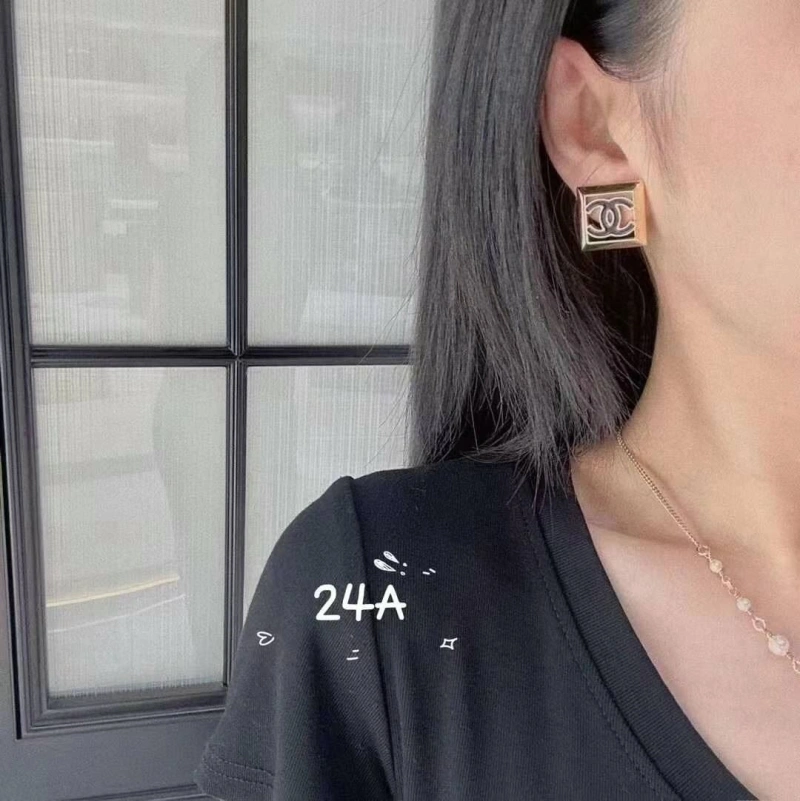 Soft Chxnxl Earrings 288590