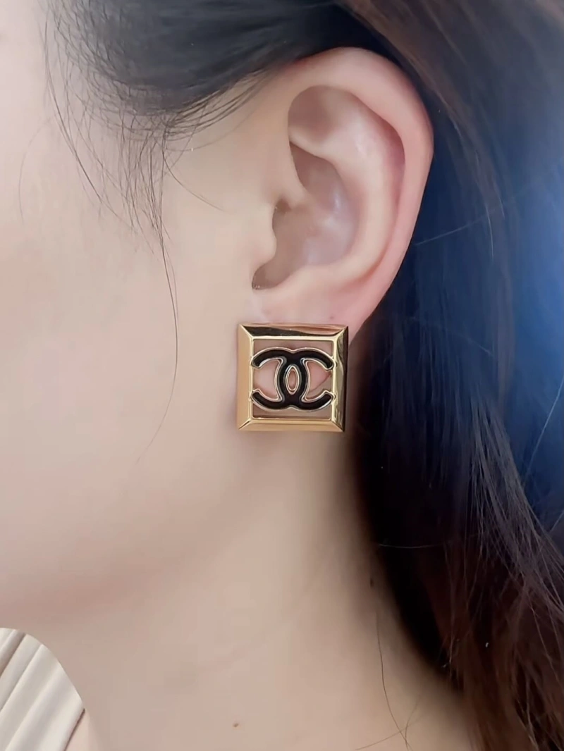Soft Chxnxl Earrings 288590