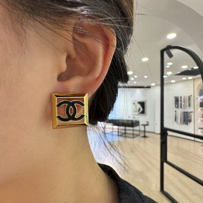 Soft Chxnxl Earrings 288590