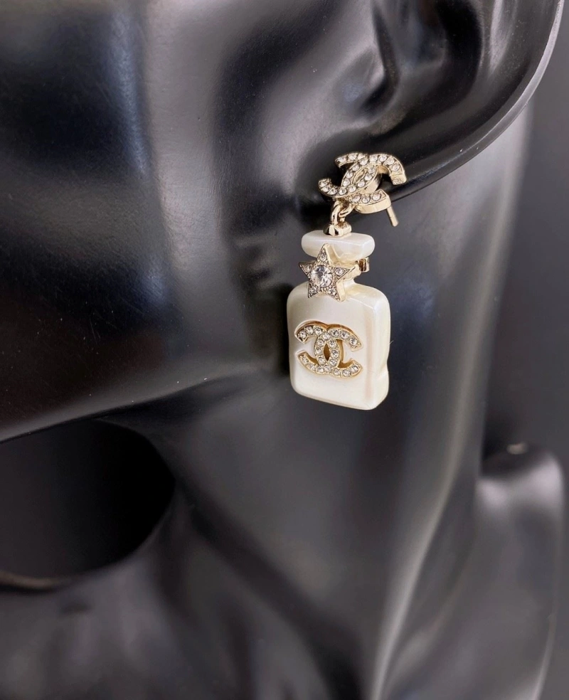 Trendsetting Chxnxl Earrings 288585