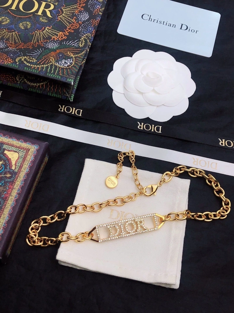 Timeless Christian Dxxr Necklaces 294692