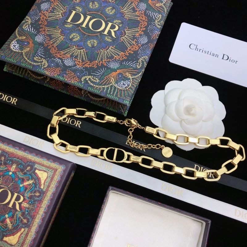 Christian Dxxr Necklaces Comfortable 293651