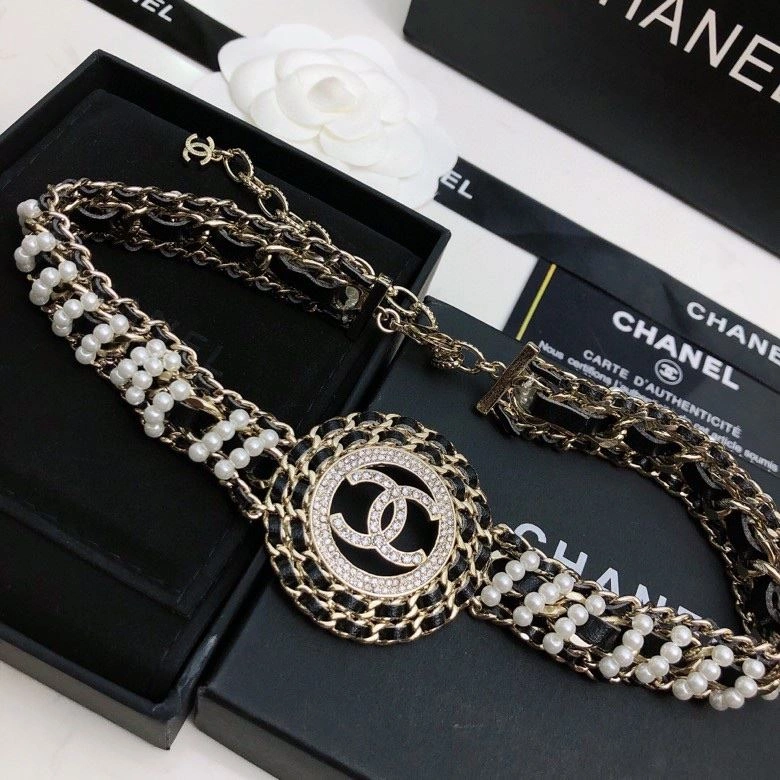 Resilient Chxnxl Necklaces 288055