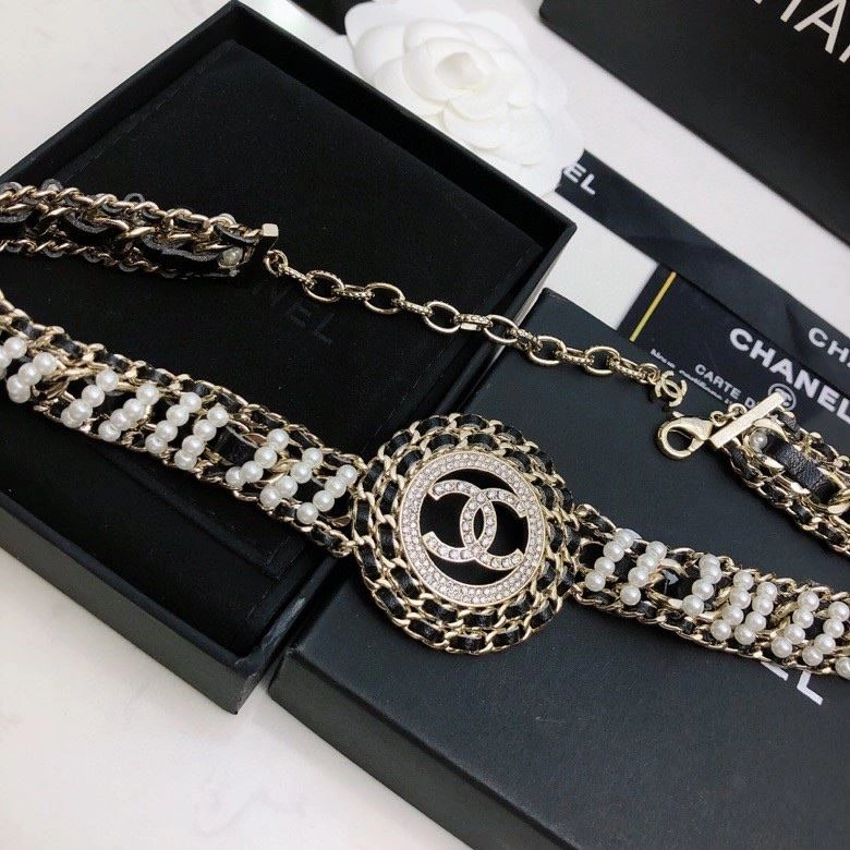 Resilient Chxnxl Necklaces 288055