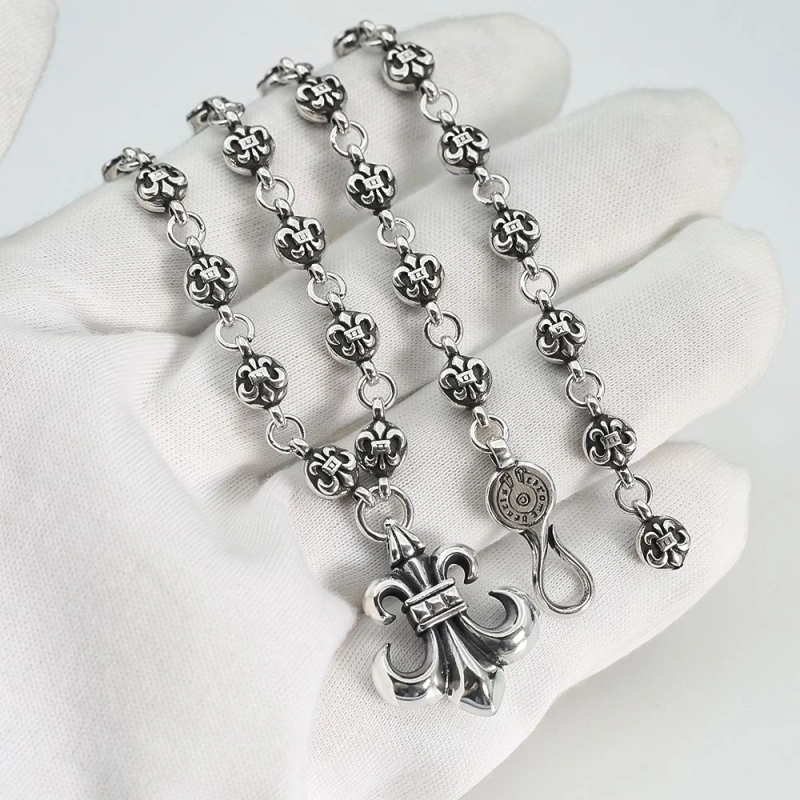 Durable Chrxmx Hxxrts Necklaces 299361