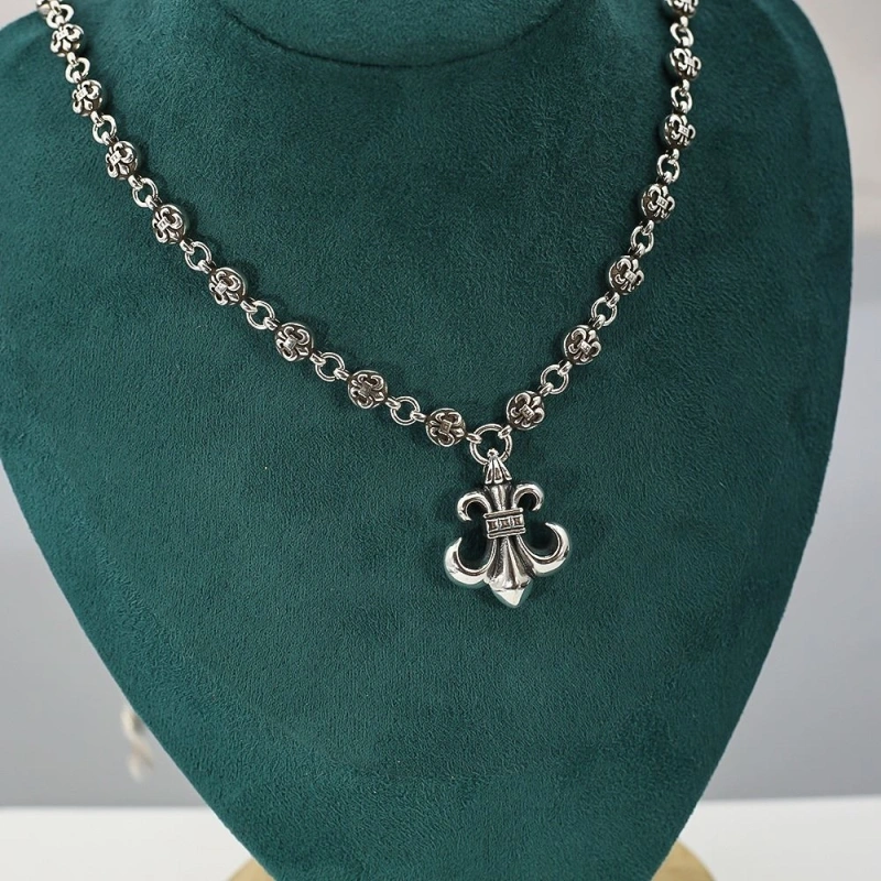 Durable Chrxmx Hxxrts Necklaces 299361