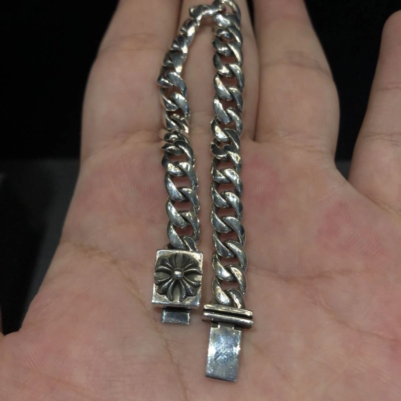 EyeCatching Chrxmx Hxxrts Bracelets 300029