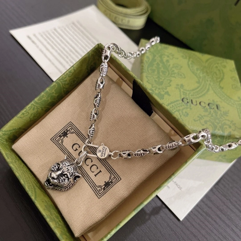 Gxccx Necklaces Affordable 304823