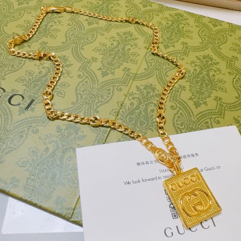 Gxccx Necklaces Stylish 304809