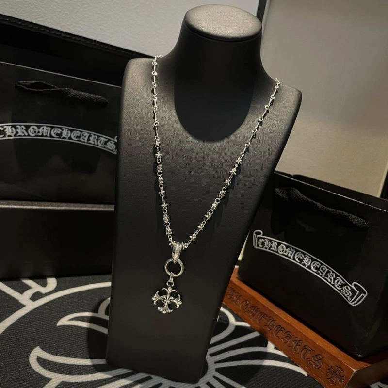 Comfortable Chrxmx Hxxrts Necklaces 299350