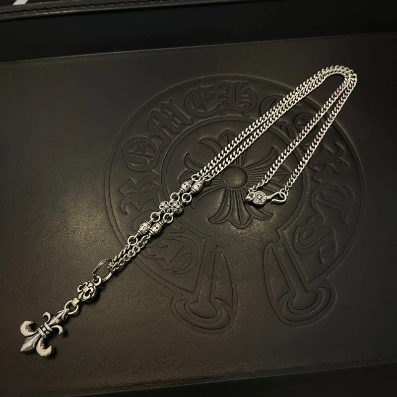 EyeCatching Chrxmx Hxxrts Necklaces 299373