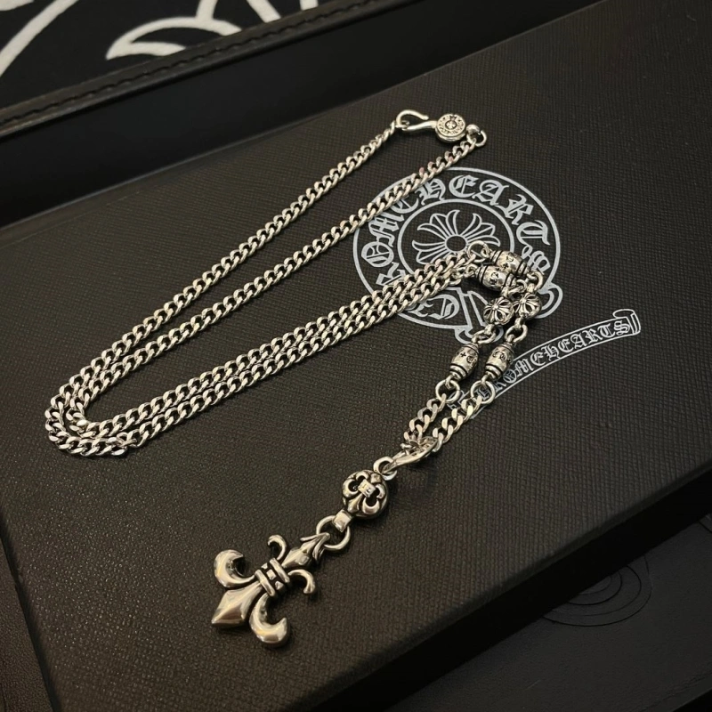 EyeCatching Chrxmx Hxxrts Necklaces 299373