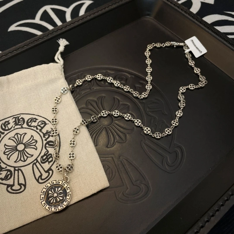 Sophisticated Chrxmx Hxxrts Necklaces 299375
