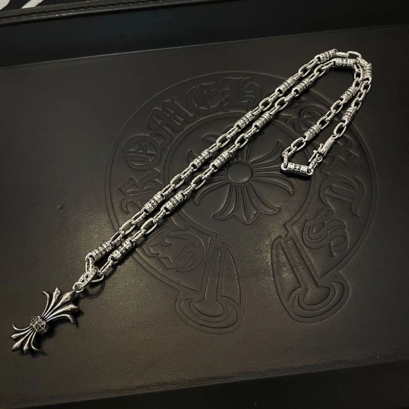 UrbanStyle Chrxmx Hxxrts Necklaces 299369