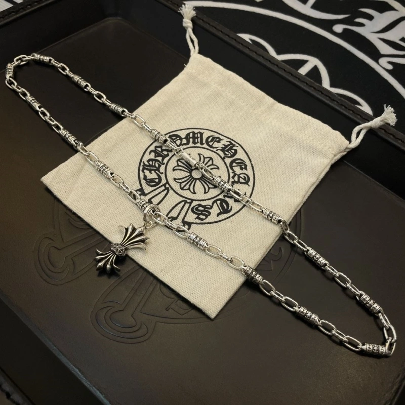 UrbanStyle Chrxmx Hxxrts Necklaces 299369