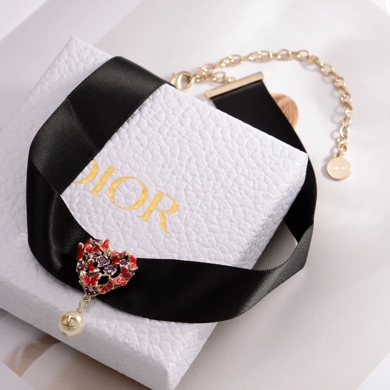 Christian Dxxr Necklaces Resilient 294682