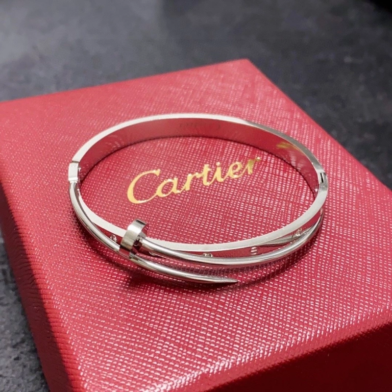 Modern Cxrtxer Bracelets 283124