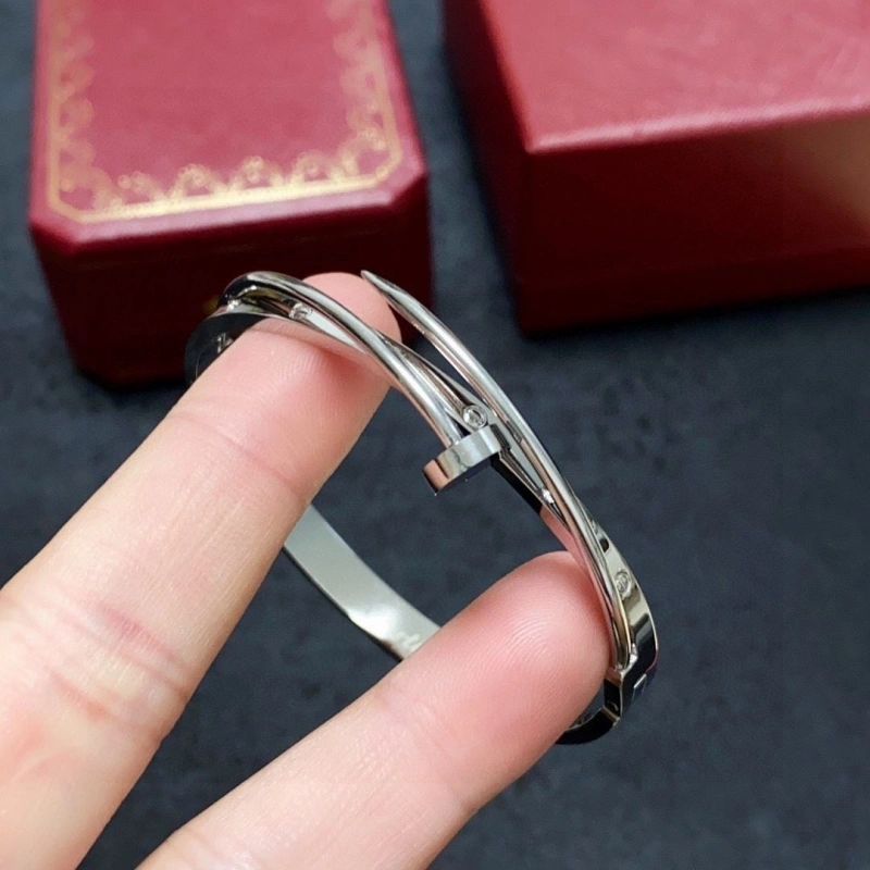 Modern Cxrtxer Bracelets 283124