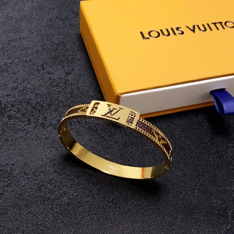 Trendy LX Bracelets 311093