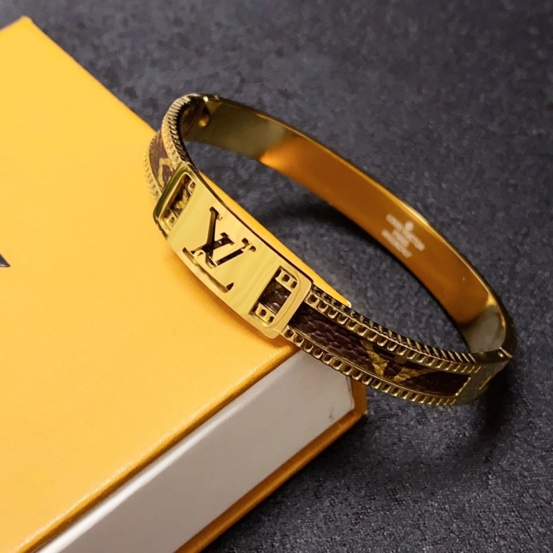 Trendy LX Bracelets 311093