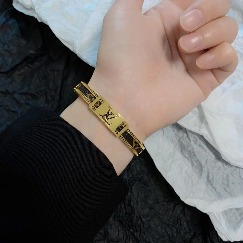 Trendy LX Bracelets 311093